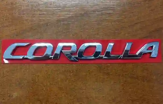EMBLEMA VALIJA TOYOTA COROLLA 08 «COROLLA»
