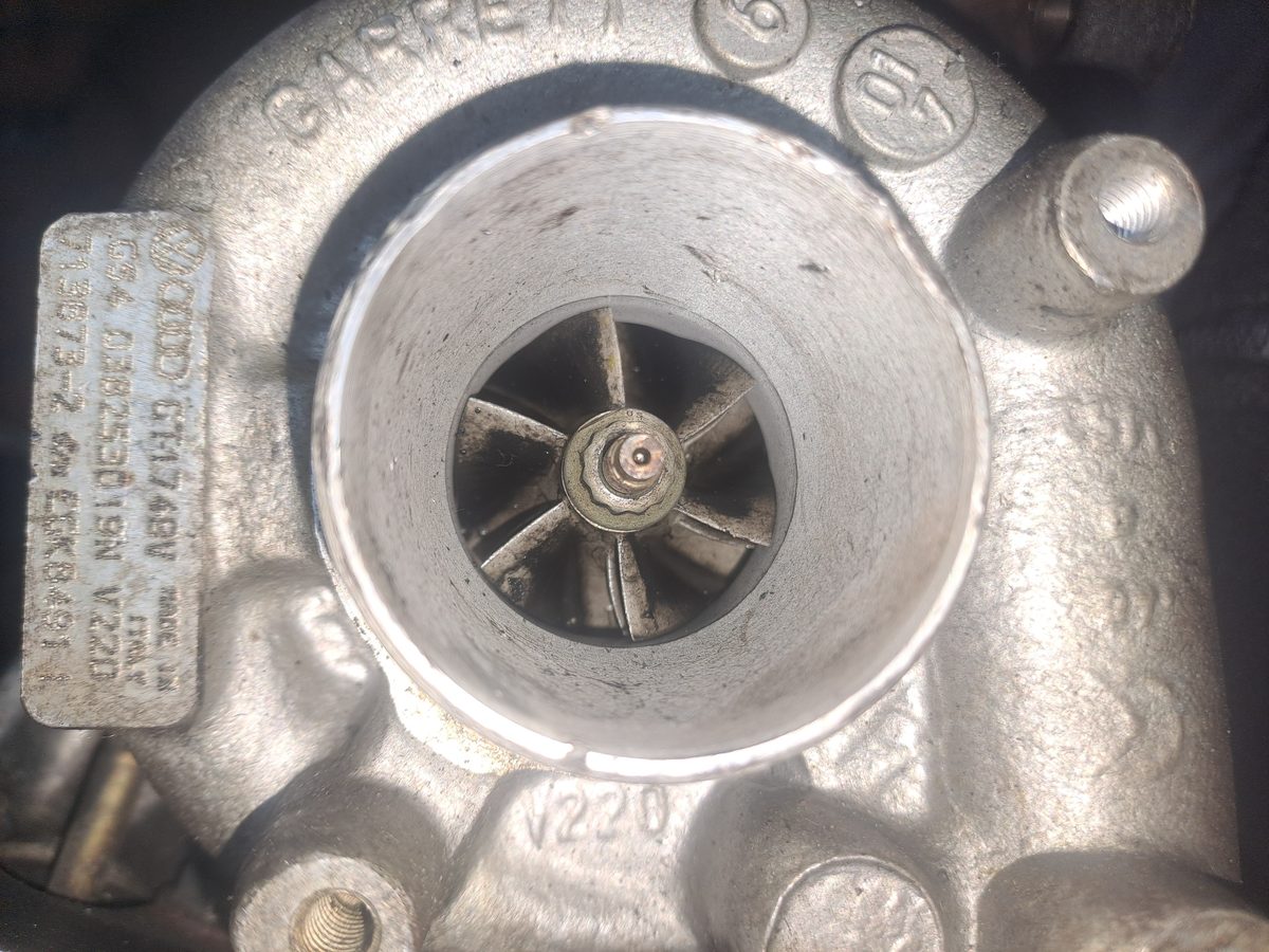 Turbocompresor Volkswagen Golf V Variant (1K5) 2007-2010 011748V038253019NV220713673