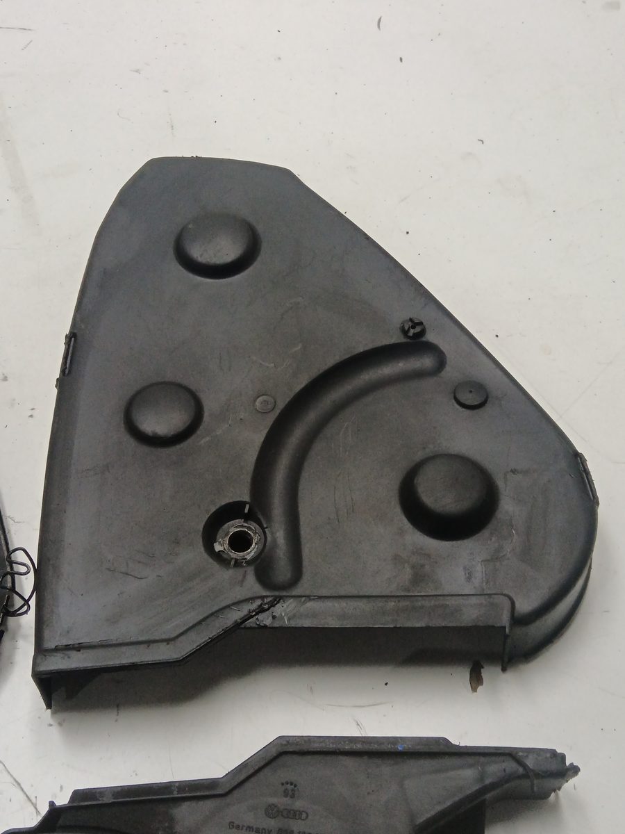 Tapa Distribucion Volkswagen Polo Berlina (6N1) 1994-1999 Air 1.9L 47kW