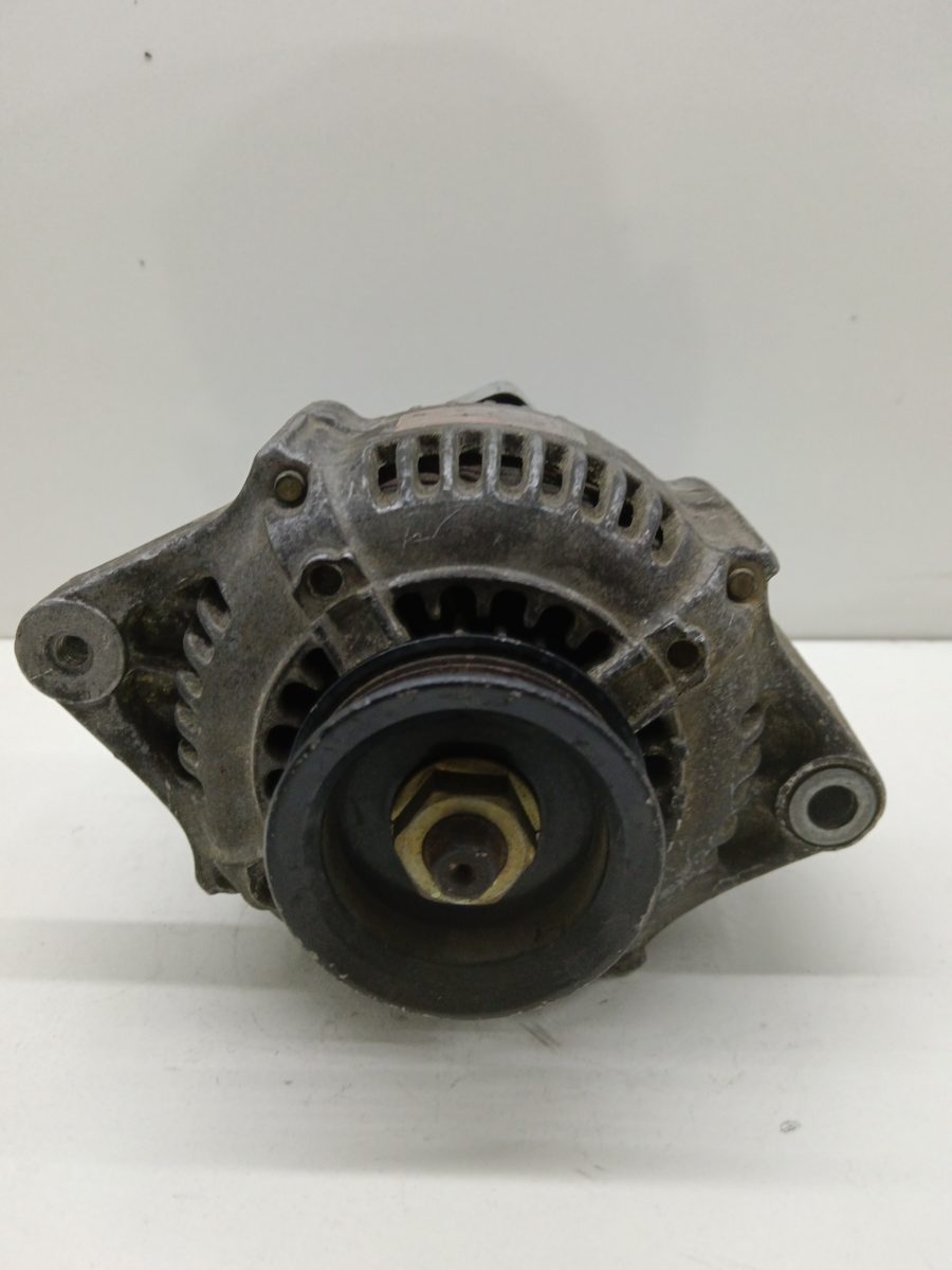Alternador Toyota Yaris 2008-2011 1.3 16V CAT 1.3L 73kW S