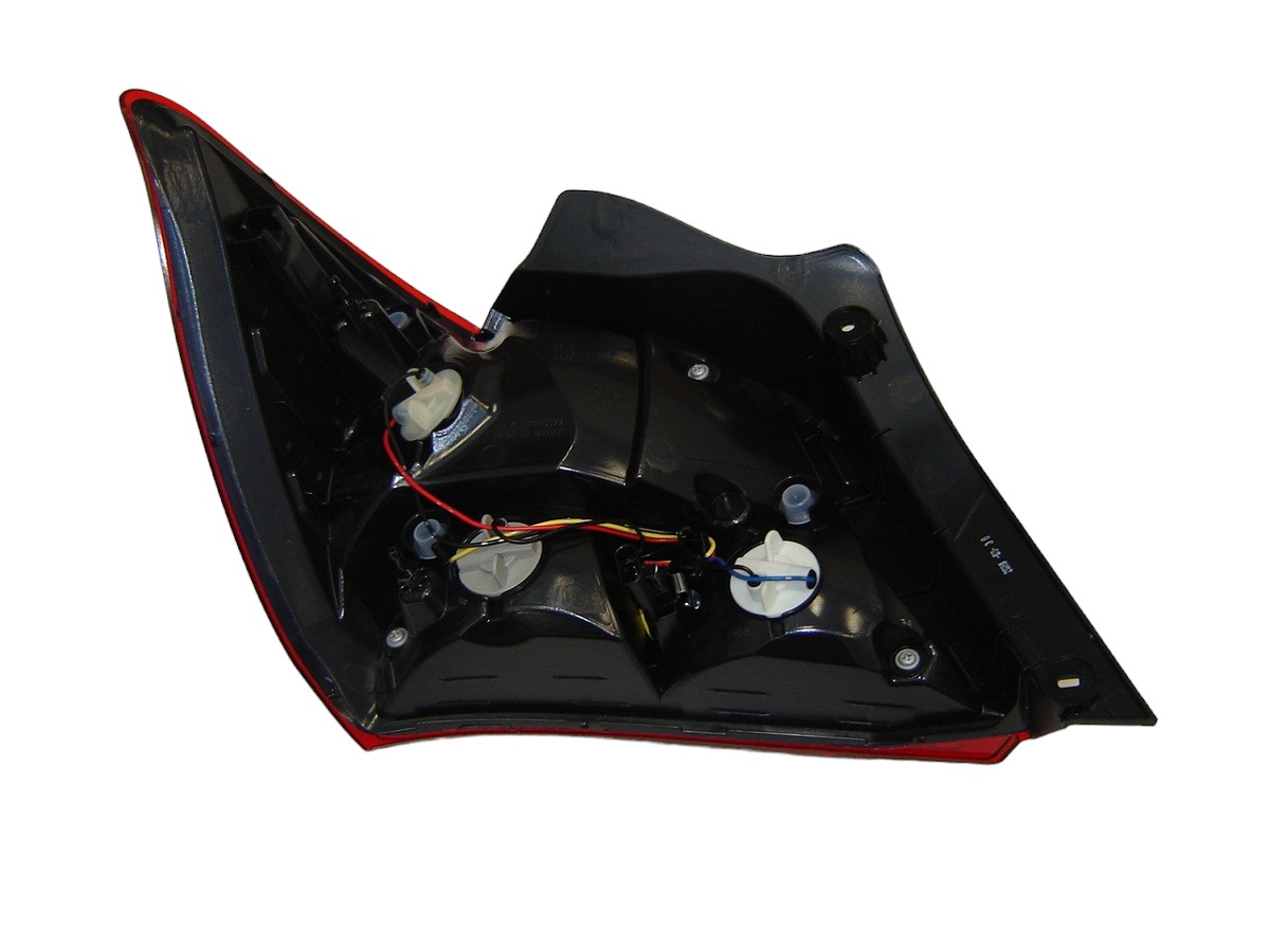 FAROL TRASERO DERECHO CHEVROLET ONIX LTZ/LT 2017/