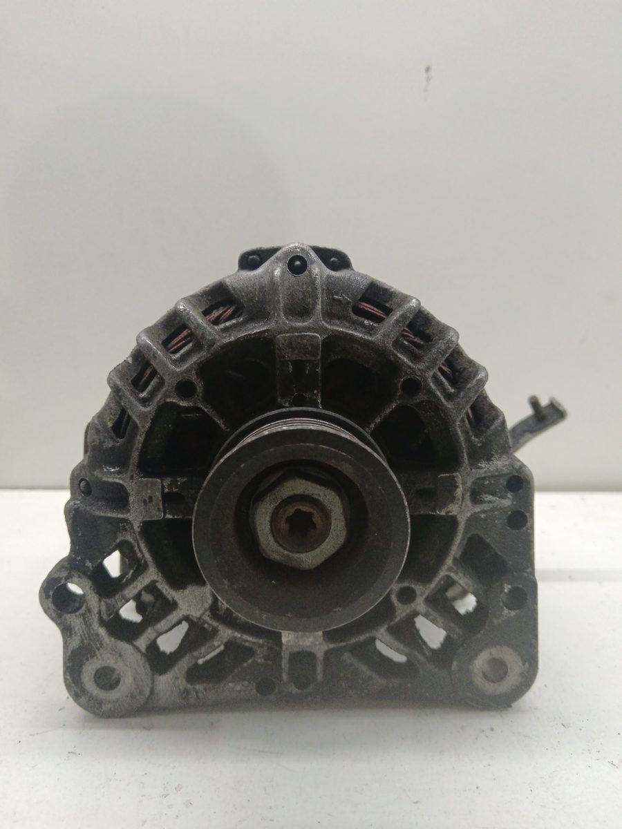 Alternador Volkswagen Polo (9N1) 2001-2005 1.2 12V 1.2L 47kW 03D903025J