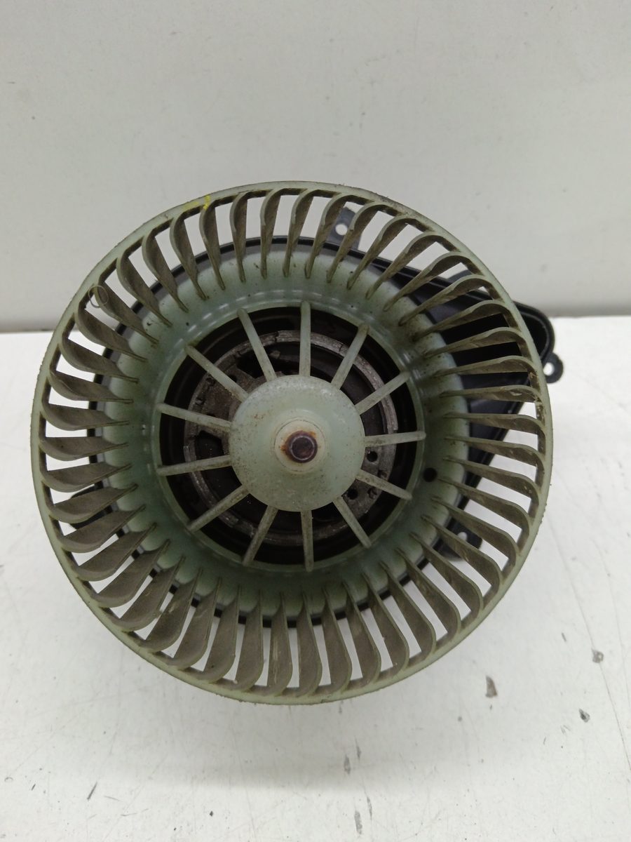 Motor Calefaccion Citroën Xsara Berlina 1997-2005 2.0 HDi 2.0L 80kW 740471233F