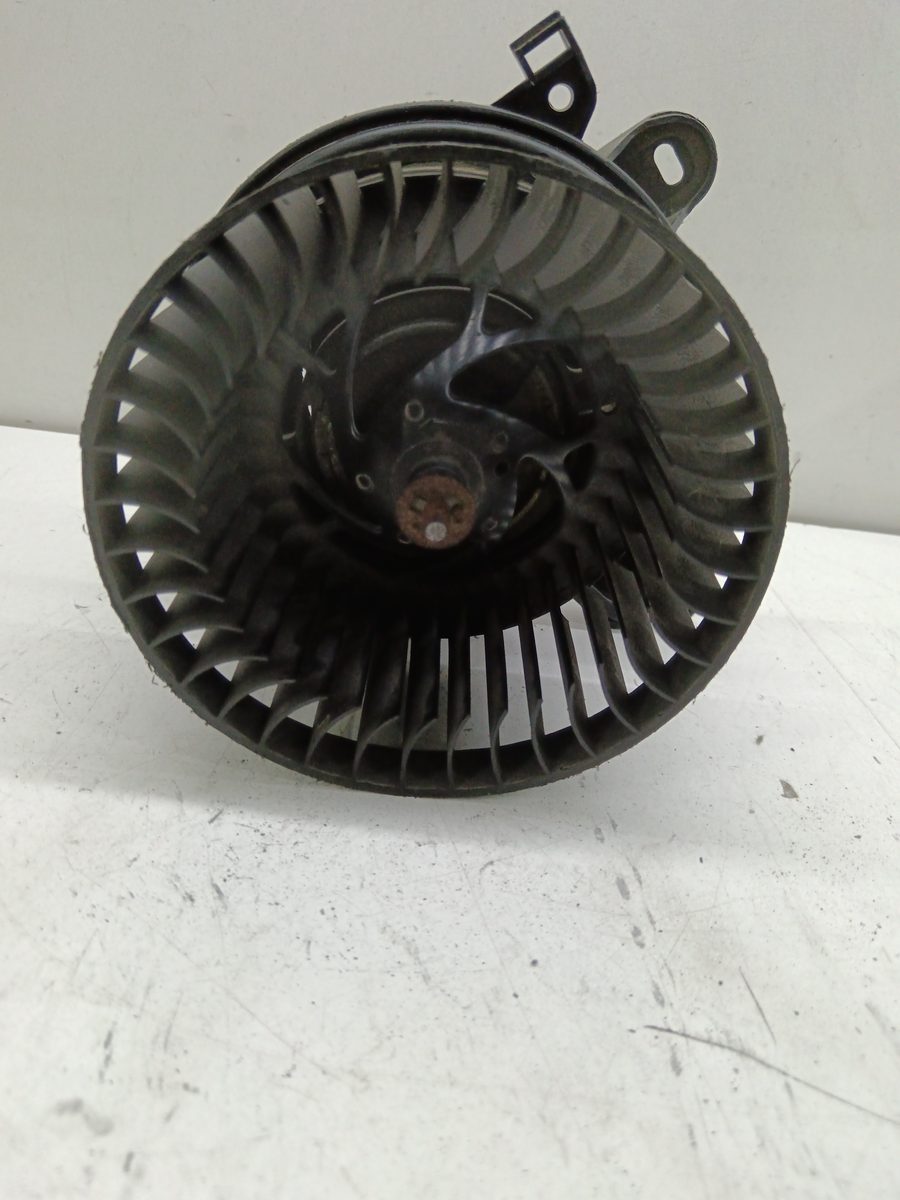 Motor Calefaccion Citroën Berlingo 1996-2002 1.9 D Multispace 1.9L 50kW 31848234Z