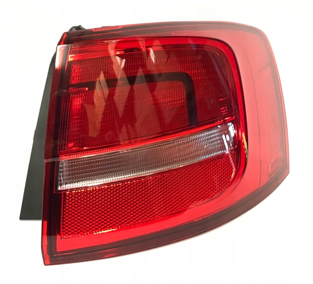 FARO TRASERO EXTERNO DER. -TYC