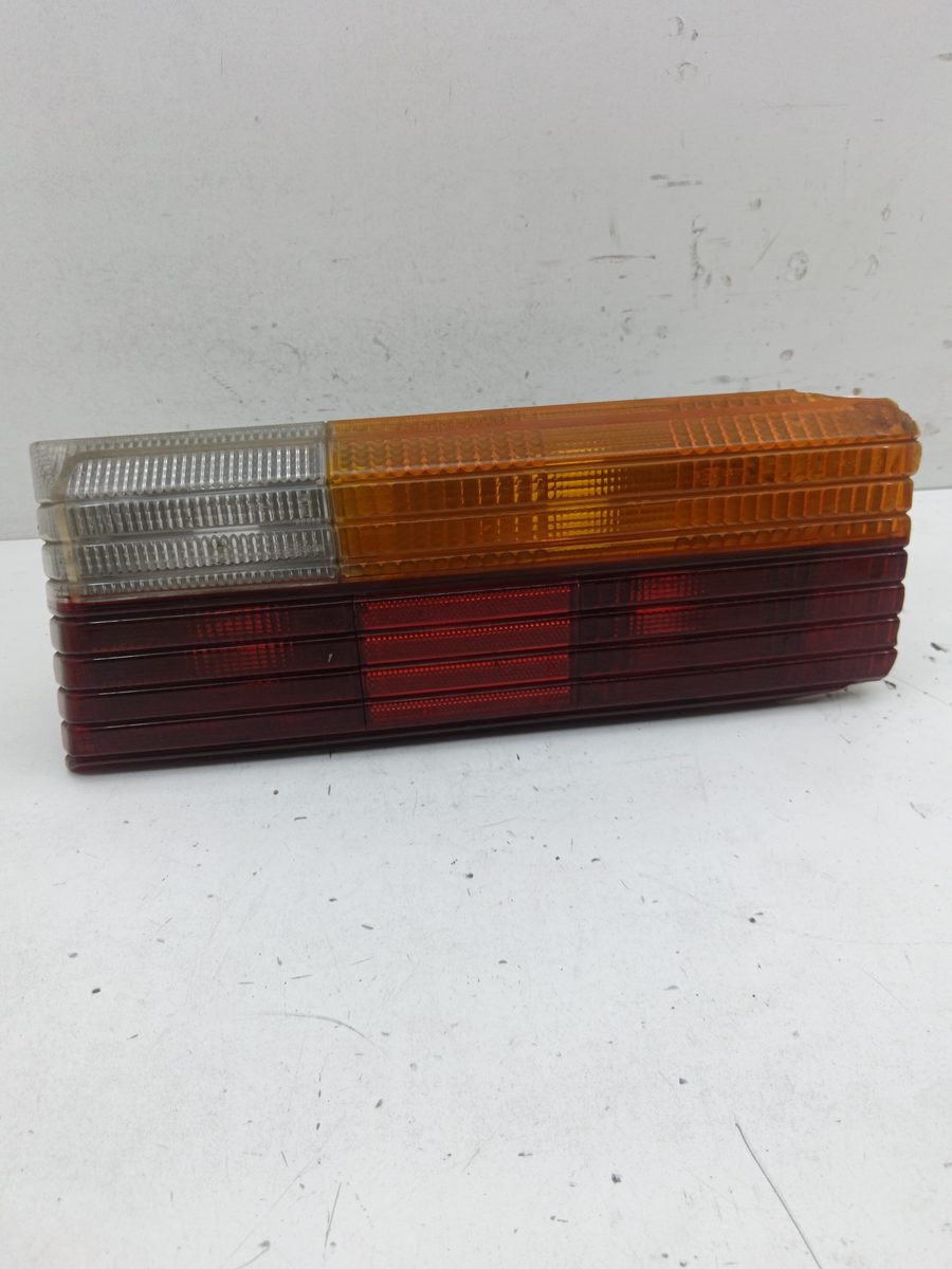 Farol Trasero Izquierdo Exterior Peugeot 305 Berlina 1977-Actualidad GL