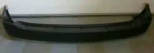 Paragolpes trasero