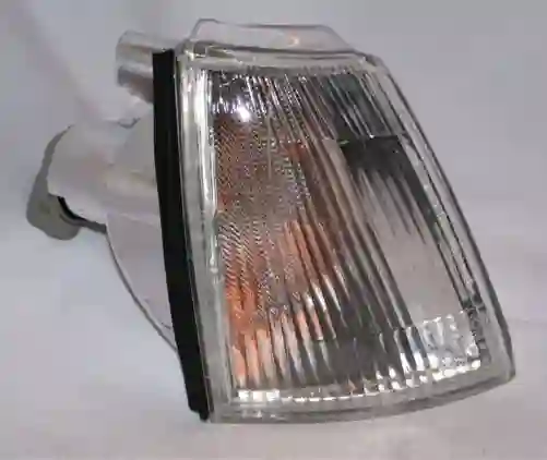 Faro delantero derecho