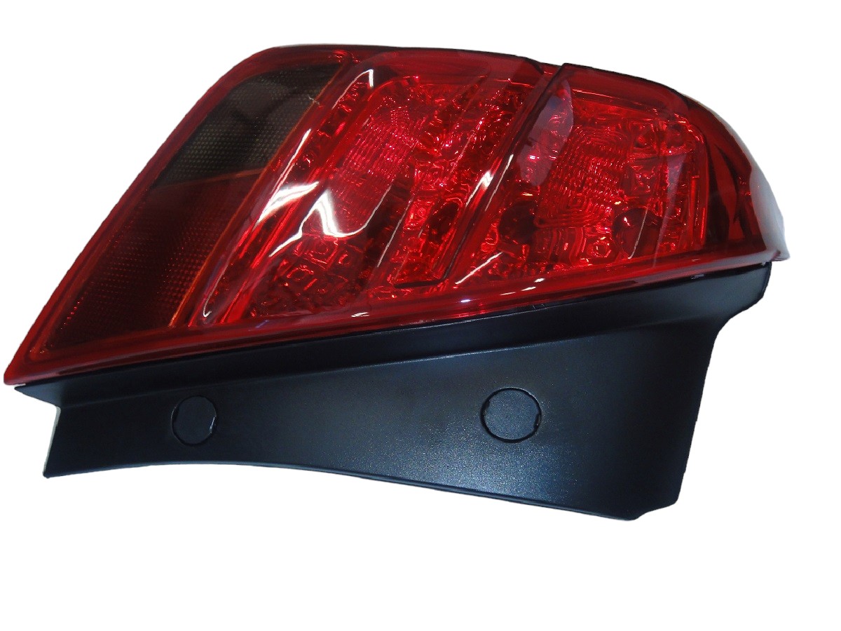 FARO TRASERO IZQUIERDO CHEVROLET TRACKER 2013/2017 LTZ