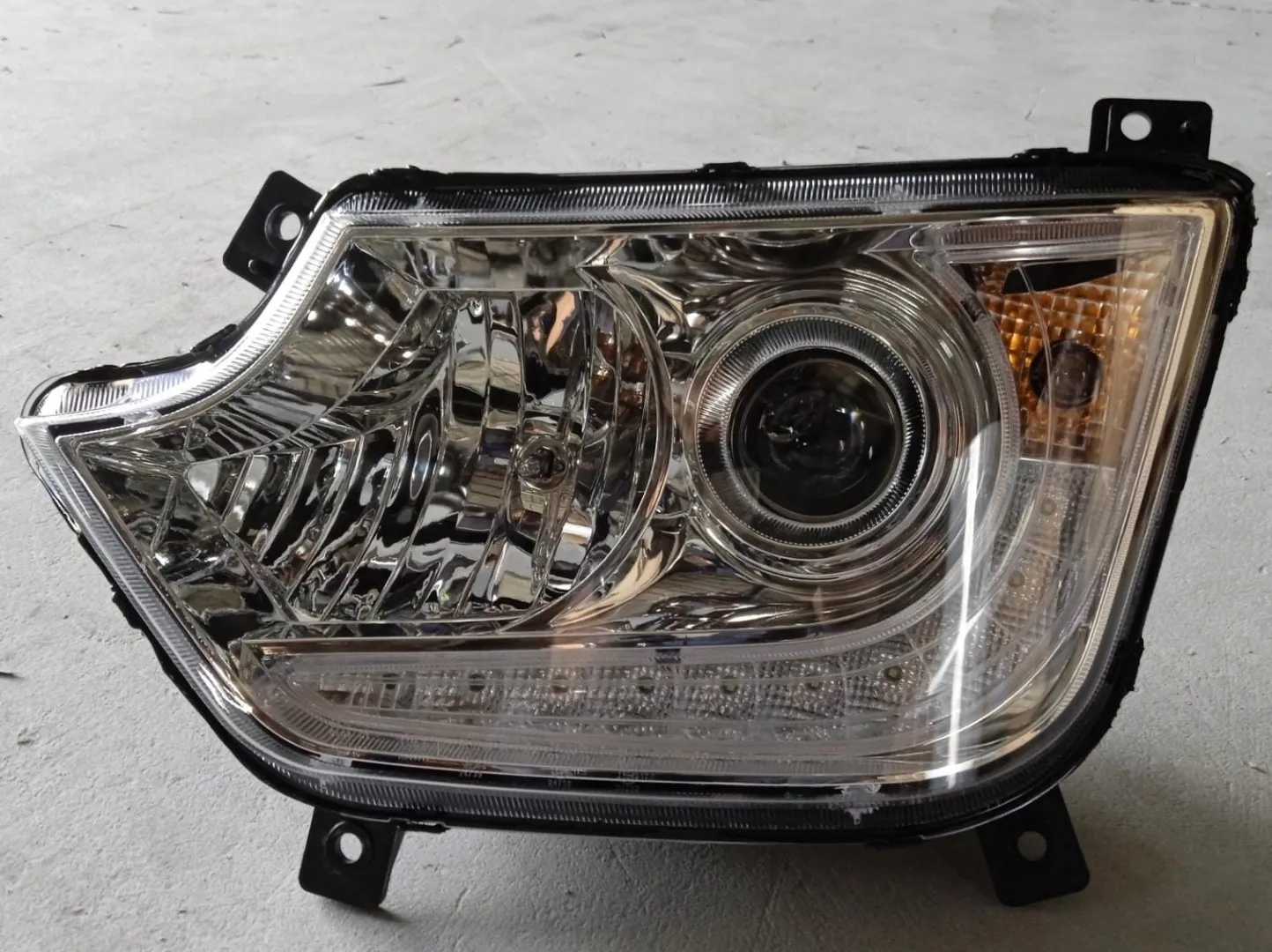 SEMIOPTICA IZQ FOTON AUMAN BJ-1226 245
