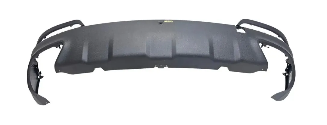 Paragolpes trasero inferior