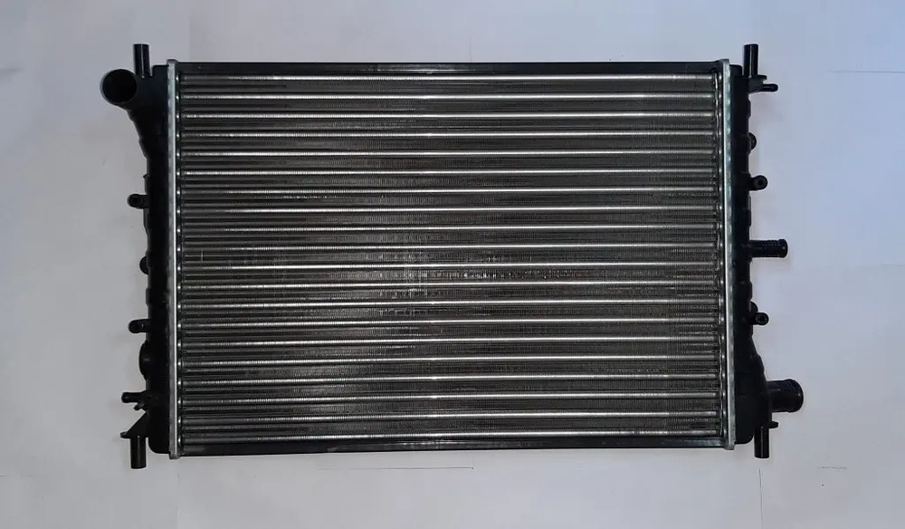 Radiador Volkswagen Logus 1.8 C/a – Pointer 2.0 C/a