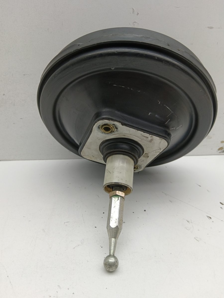 Servofreno Volkswagen Passat Berlina (3B2) 1996-2000 1.9 TDI 1.9L 85kW 8D0612105