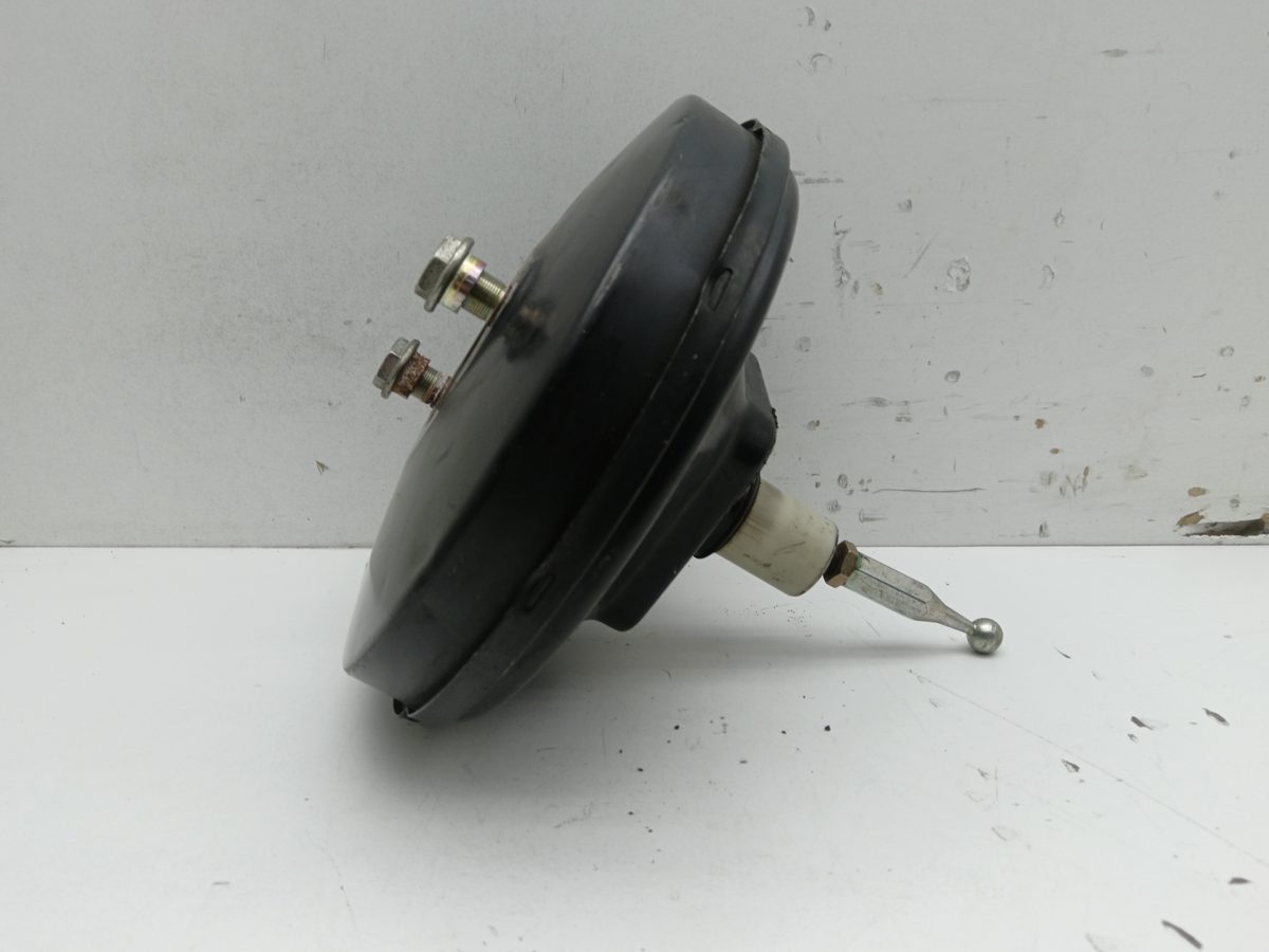 Servofreno Volkswagen Passat Berlina (3B2) 1996-2000 1.9 TDI 1.9L 85kW 8D0612105