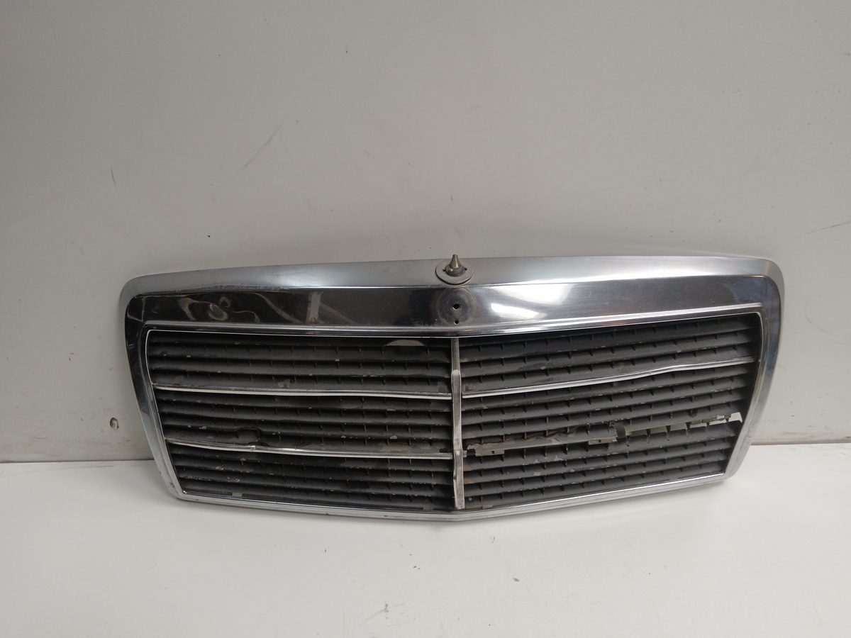 Careta Mercedes-Benz Clase C (W201) Berlina 1982-1993