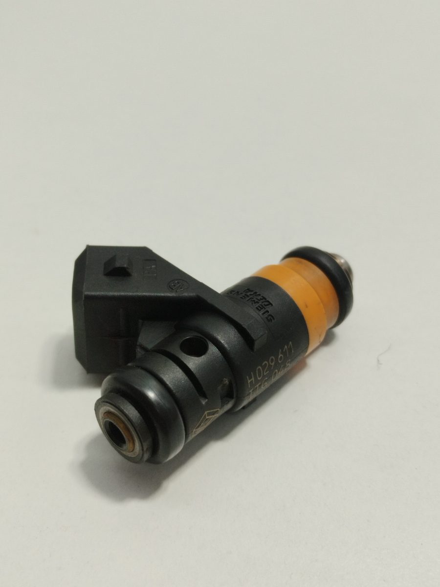 Inyector Renault Megane Ii Berlina 5p 2002-2009 Confort Authentique 1.6L 83kW H029611