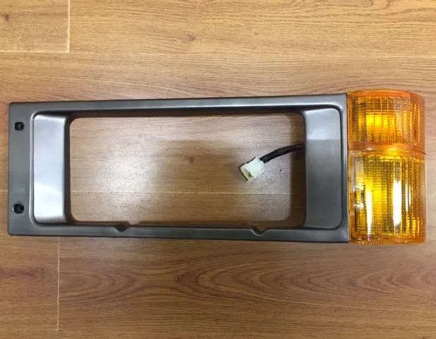 Aro de farol izquierdo
