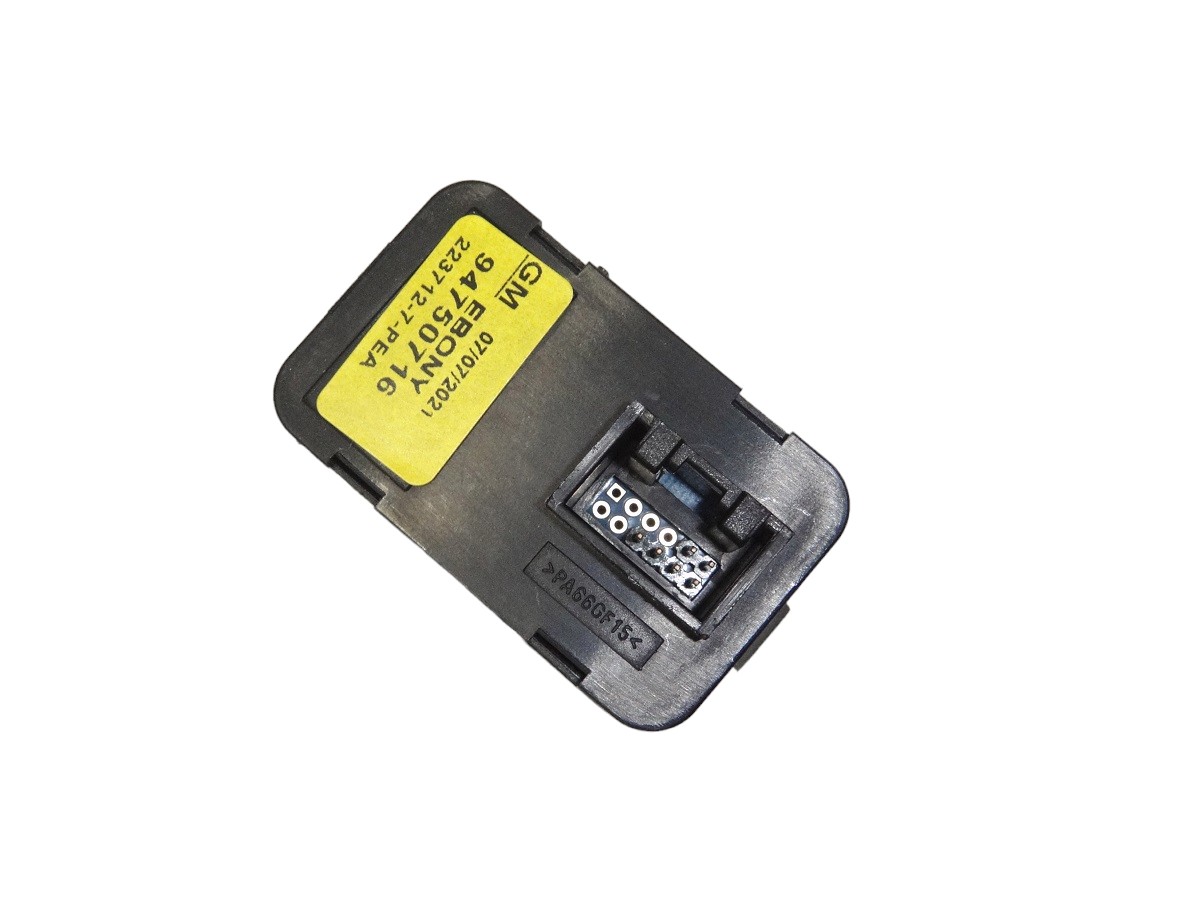 INTERRUPTOR LEVANTA CRISTAL DEL IZQUIERDO CHEVROLET CELTA