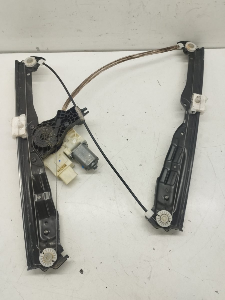 Alza Cristal Delantero Izquierdo Electrico Peugeot 308 2013-2021 Access