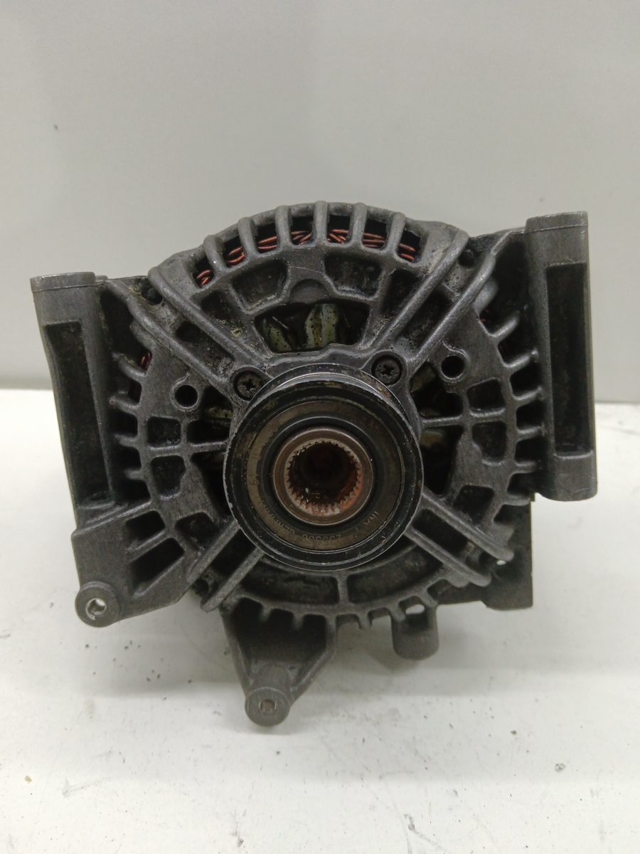 Alternador Mercedes-Benz Clase C (W203) Sportcoupe 2000-2008 * A0131540002
