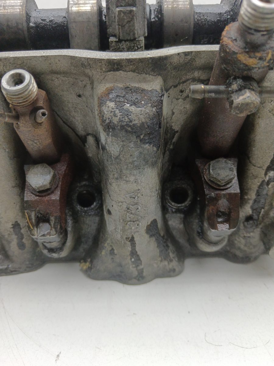 Tapa De Cilindros Volkswagen Polo (9N1) 2001-2005 1.9 TDI 1.9L 74kW 038103373E