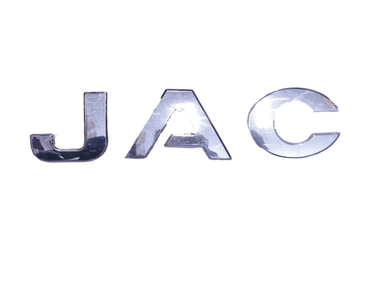 EMBLEMA PANEL FRENTE “JAC”*JAC CAMION 1035/1040 2019/