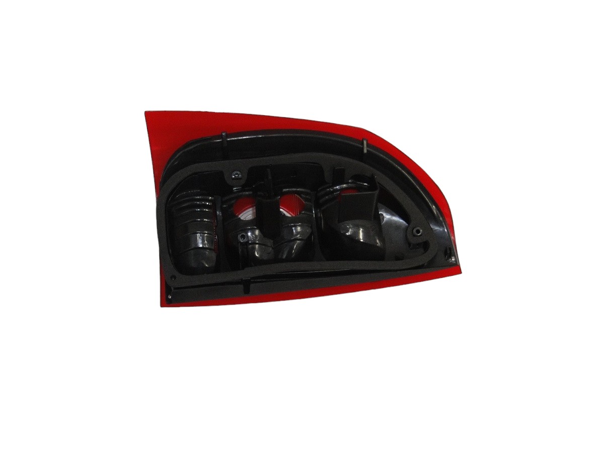 FAROL TRASERO DERECHO CHEVROLET MONTANA 2004/2011