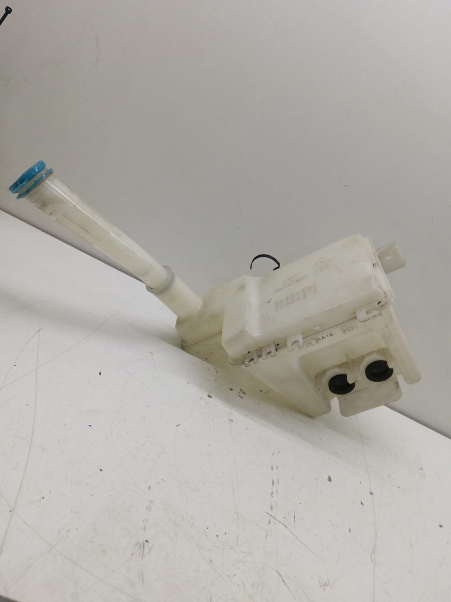 Deposito De Agua Limpiaparabrisas Chevrolet Spark 2005-2011 S 96664609