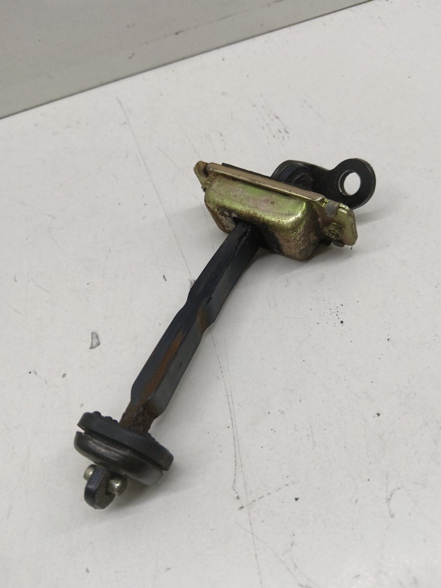 Limitador De Puerta Trasero Chevrolet Aveo 2006-2012 S