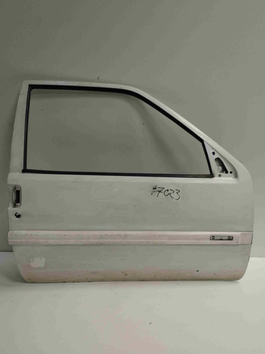 Puerta Delantera Derecha Citroen Saxo 1999 2004