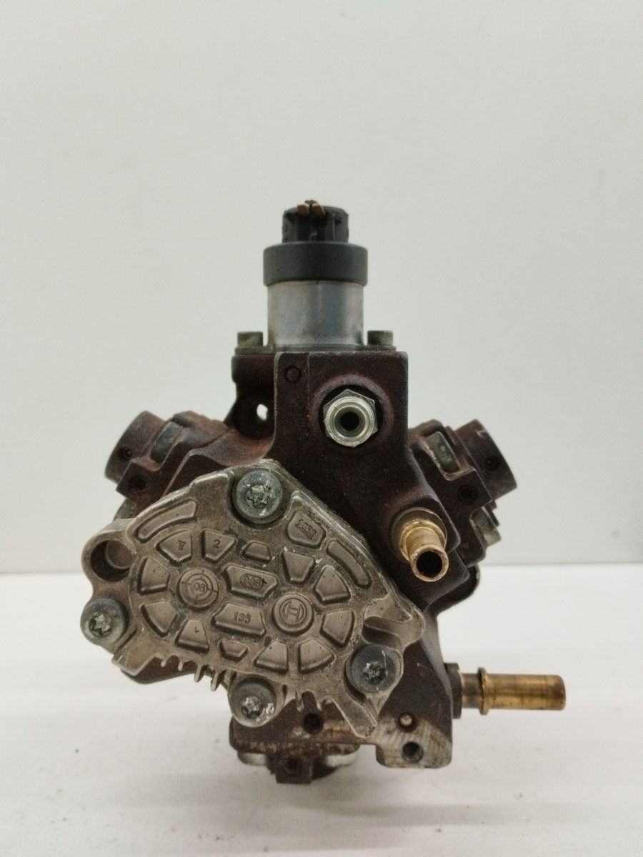 Bomba Inyeccion Peugeot 206 Berlina 1998-2010 1.6 HDi FAP CAT (9HZ / DV6TED4) 9656300380