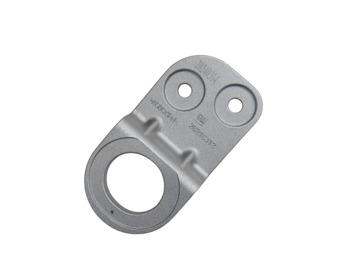 SOPORTE INF DER RADIADOR *CH TRACKER 2021/MONTANA 2023/
