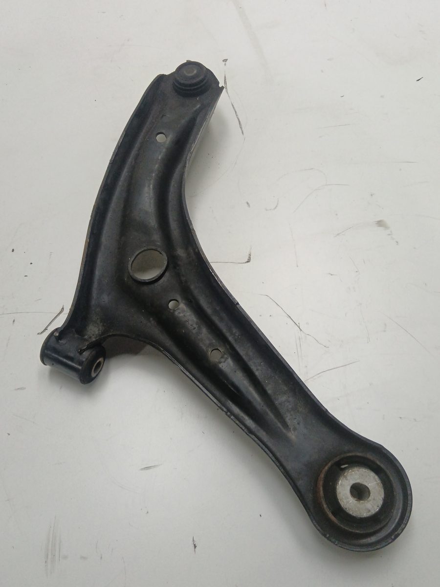 Parrilla De Suspension Inferior Delantera Izquierda Ford Fiesta (CB1) 2008-2013 Ambiente