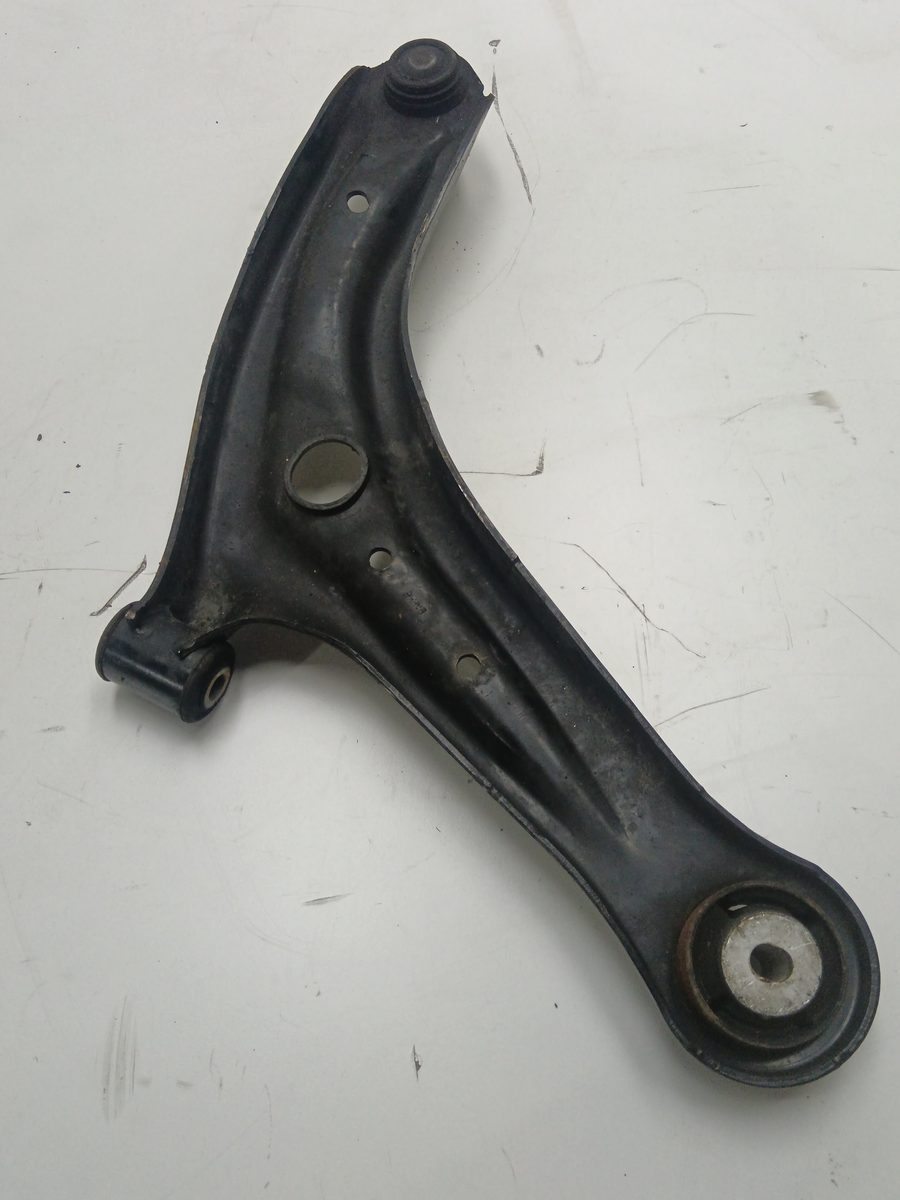 Parrilla De Suspension Inferior Delantera Izquierda Ford Fiesta (CB1) 2008-2013 Ambiente