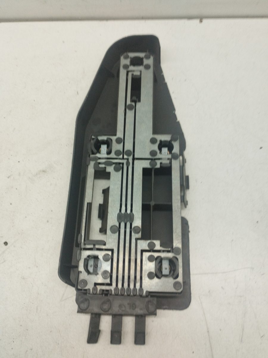 Porta Lampara Trasero Izquierdo Peugeot 405 Berlina 1987-1996 Diesel 2147