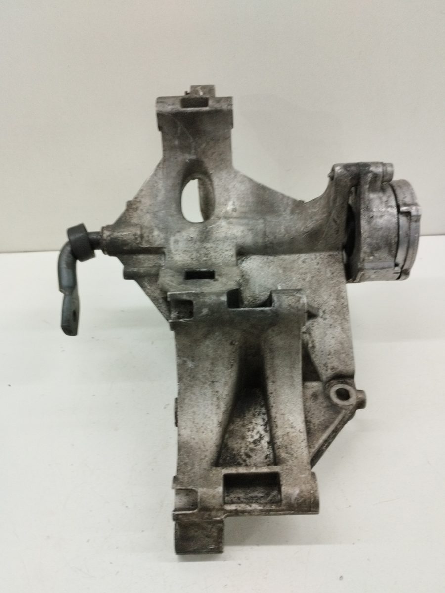 Soporte Alternador Volkswagen Golf Iii Berlina (1H1) 1991-1998 1.9 TDI 1.9L 81kW 028903143