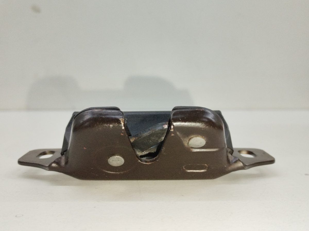 Cerradura Porton Peugeot 206 Berlina 1998-2010 XT